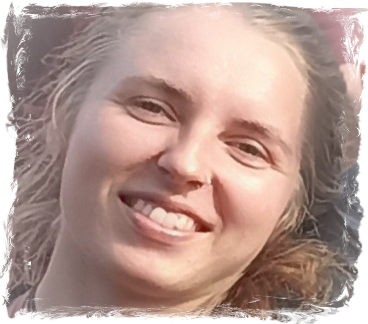 Portrait Mit-Dramaturgin Cora